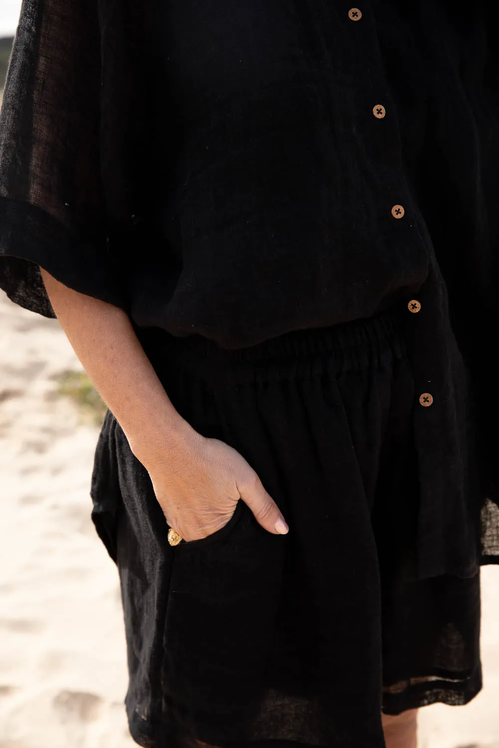 Arana Linen Shirt - Black