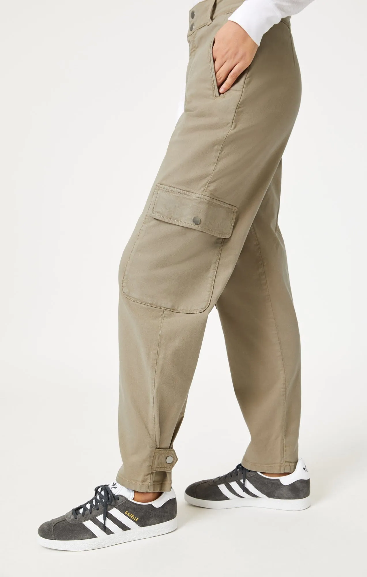 ELSIE CARGO PANTS IN CHINCHILLA LUXE TWILL