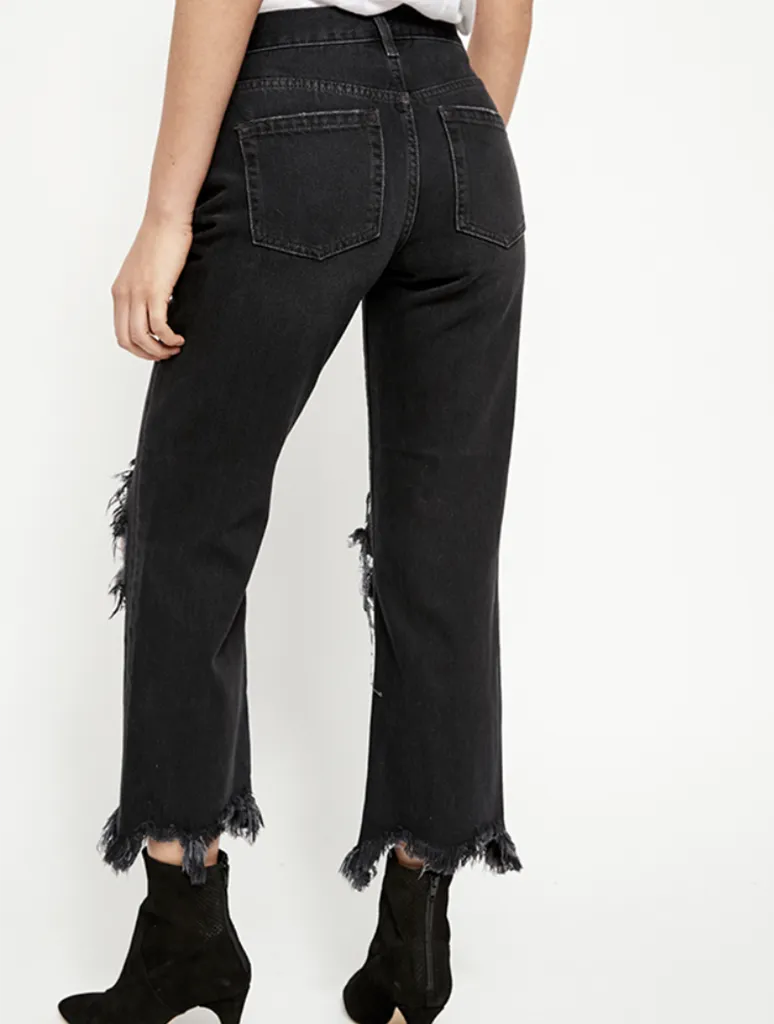 FREE PEOPLE: DISTRESSED BLACK MAGGIE JEANS