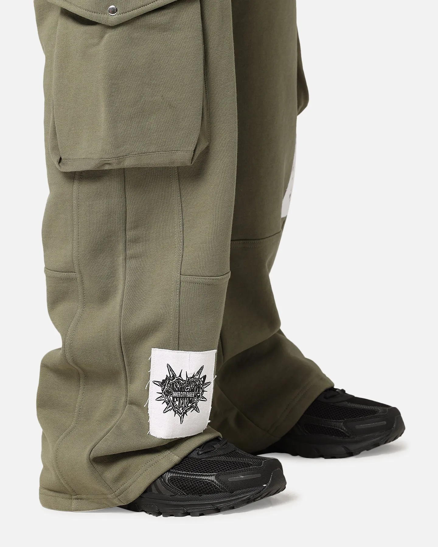 Loiter Utopia Cargo Sweat Pants Khaki Green