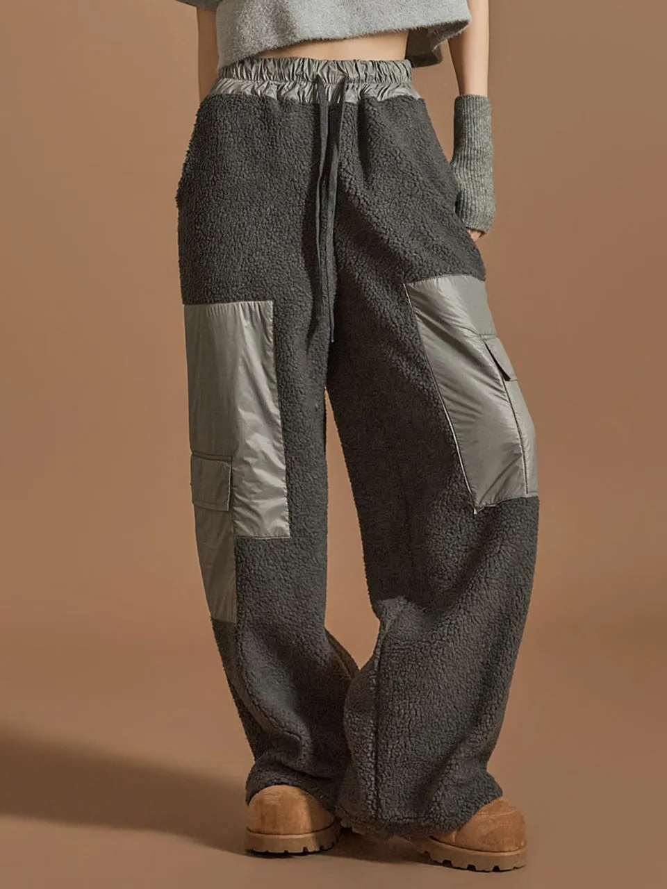 P3343 Bouclé Cargo Pants